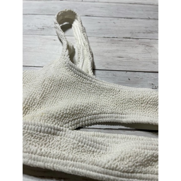 BOUND by Bond-Eye The Sasha Cutout Bikini Top optic white - Picture 7 of 9